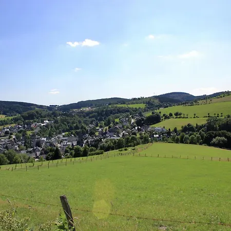 Im 1 Stock Bei Willingen, Cleaning Included Willingen (Upland)